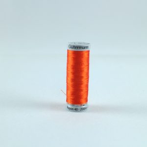 Gütermann Viscose Stickfaden Rayon 40, Stärke 120, 200m Spule (Karton á 5 Spulen)